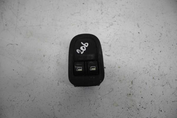 BOUTON LEVE VITRE PEUGEOT 206 2-VITRES - Vue 1